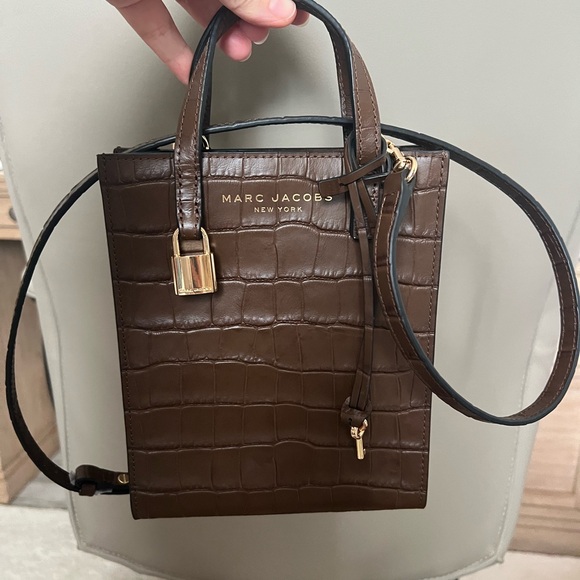 NEW Marc Jacobs croc embossed leather micro grind tote in brown - Picture 1 of 11